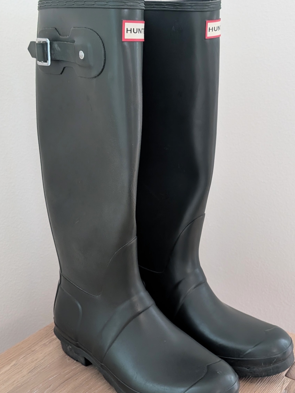 Hunter Tall Knee-High Front Logo Rain Boots In Dark Green - 9